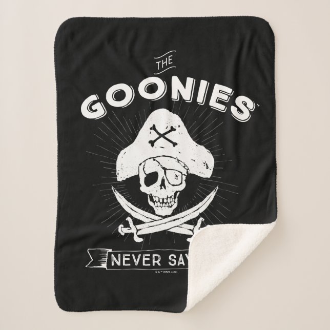 Couverture Sherpa Les Goonies "Ne jamais dire mourir" Pirate Badge (Devant)