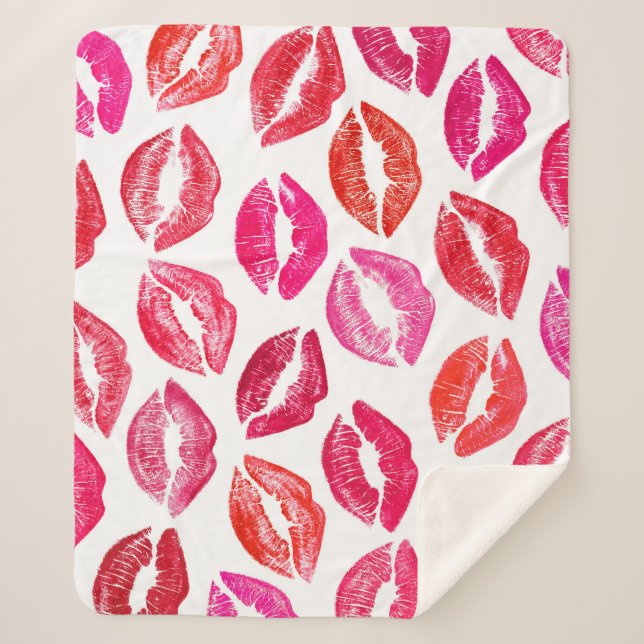 Couverture Sherpa Lèvres rouges, arrière - plan blanc. (Devant)