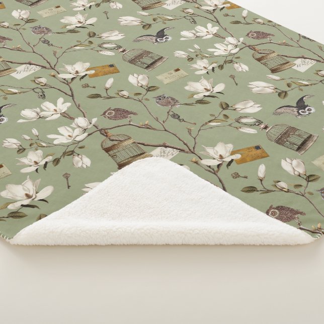 Couverture Sherpa Magnolia Grove with Owls in Sage Green (3/4)