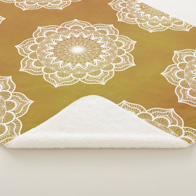 Couverture Sherpa Mandala blanc sur fond doré (3/4)