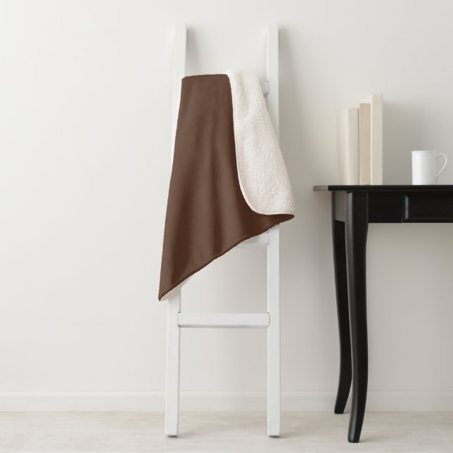 Couverture Sherpa Marron Chocolat Moderne Uni Couleur Unie (En situation)