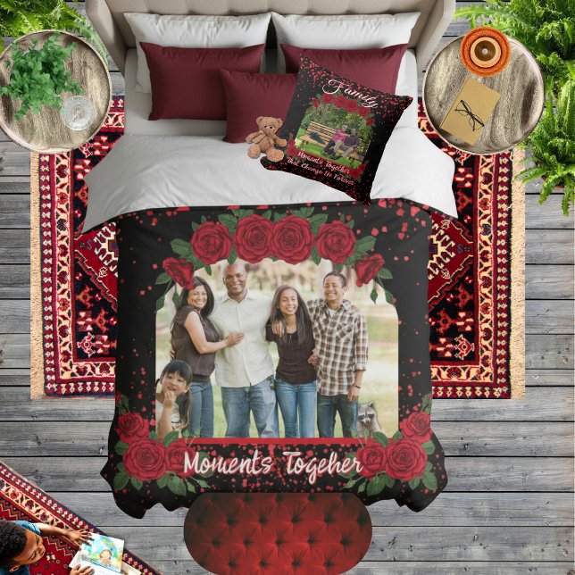 Couverture Sherpa Modern Black and Red Roses Family Photo Typography (Personalized modern black sherpa blanket with red roses and an elegant arch for your family photo)