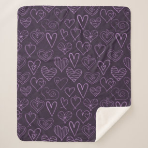 Couverture Sherpa Moderne motif de cœurs violets foncés