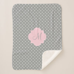 Couverture Sherpa Monogramme Gris, Blanc et Pastel Pink Polka Dot