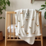 Couverture Sherpa Monogramme | Rennes de Noël modernes du milieu du<br><div class="desc">Ces couvertures sont si super douces et chaudes! ! Ils peuvent être personnalisés avec n'importe quel nom ou monogramme. Ils font des cadeaux parfaits pour Noël pour maman, papa, un enseignant, un ami, un adolescent ou un enfant. Ajoutez votre libellé personnalisé à cette conception à l'aide des cases "Modifier ce...</div>