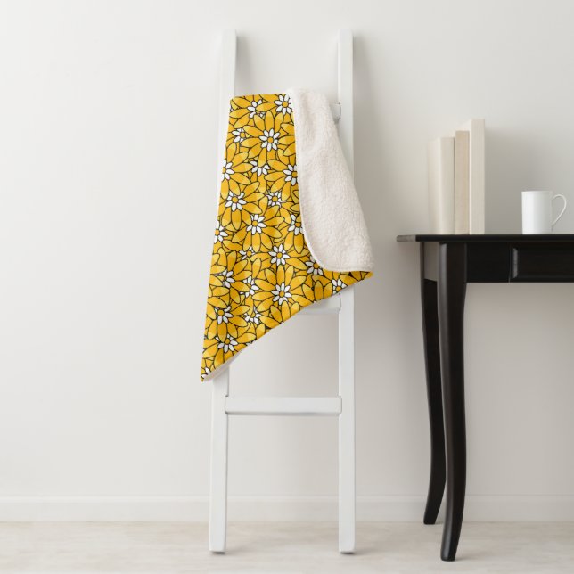 Couverture Sherpa Motif de fleurs jaune vif ensoleillé (En situation)