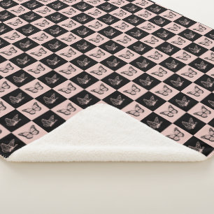Couverture Sherpa motif de papillon rose et noir À damiers