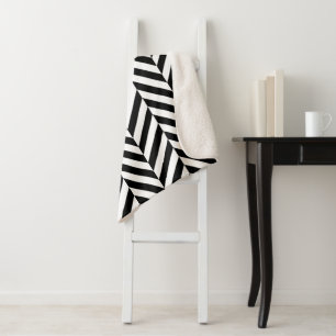 Couverture Sherpa Motif en sonnerie géométrique noir et blanc
