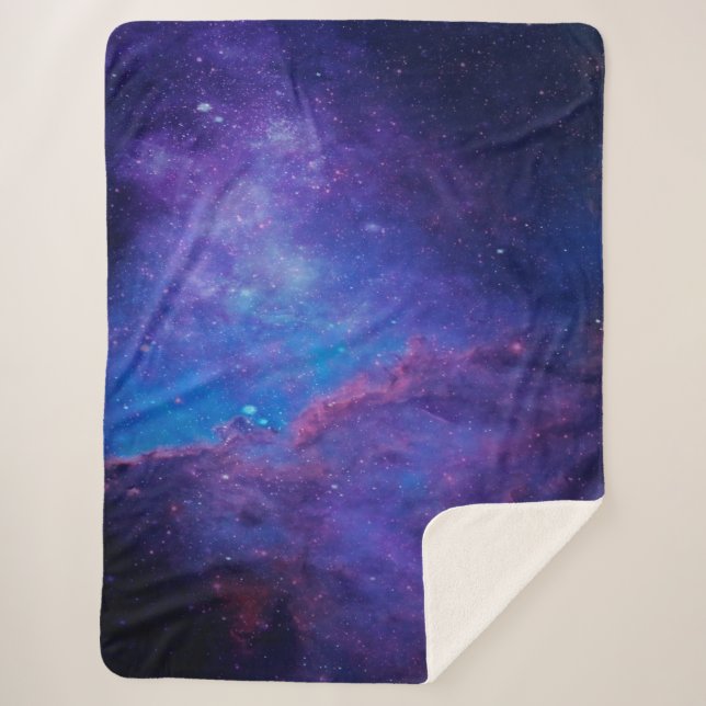 Couverture Sherpa Nebula moderne violet et bleu profond de l'espace (Devant)