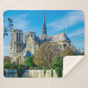 Couverture Sherpa Notre Dame de Paris en France