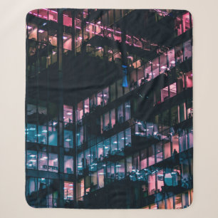 COUVERTURE SHERPA PHOTOGRAPHIE ARCHITECTURALE DU BÂTIMENT AVEC LES G
