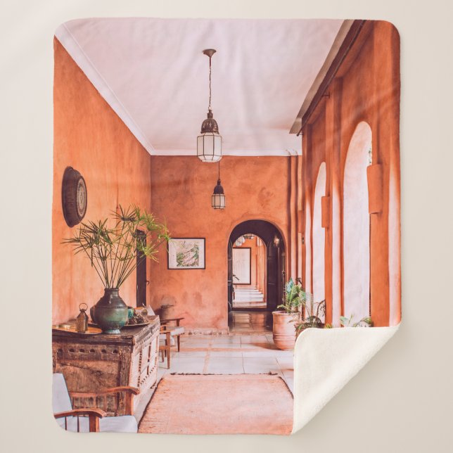 COUVERTURE SHERPA PLANTERS AVEC PLANTE PRÈS DE LA ZONE CAOUTCHOUC À  (Devant)