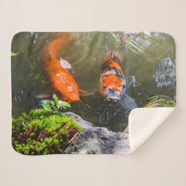 Couverture Sherpa Poisson Koi dans un étang (Devant (Horizontal))