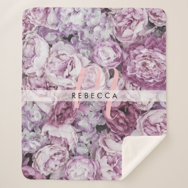 Couverture Sherpa Rose peonie à monogramme en écriture rose (Devant)