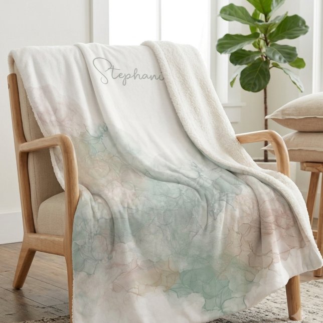 Couverture Sherpa Sage Éthérée et Art à l'aquarelle au fluide rose p (A soft, serene fluid watercolor design—the perfect cozy gift for any home.)