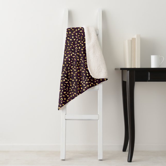 Couverture Sherpa Série Purple and Gold Leopard Design 2 (En situation)