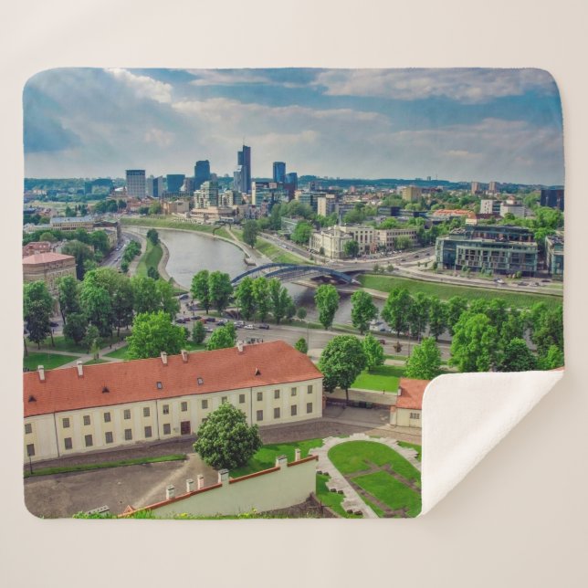 Couverture Sherpa Vue aérienne de Vilnius, Lituanie (Devant (Horizontal))