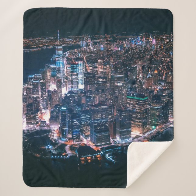 COUVERTURE SHERPA VUE AÉRIENNE DES BÂTIMENTS DE LA VILLE PENDANT LA  (Devant)