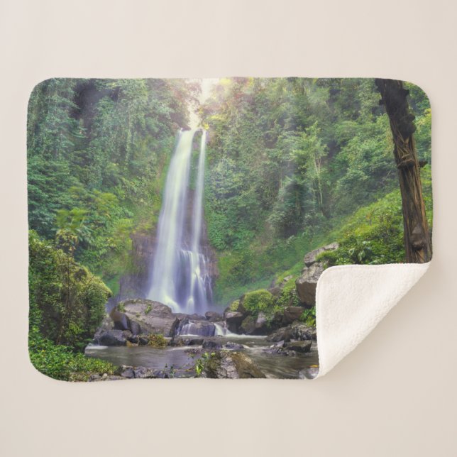 Couverture Sherpa Waterfalls | Bali, Indonesia (Devant (Horizontal))