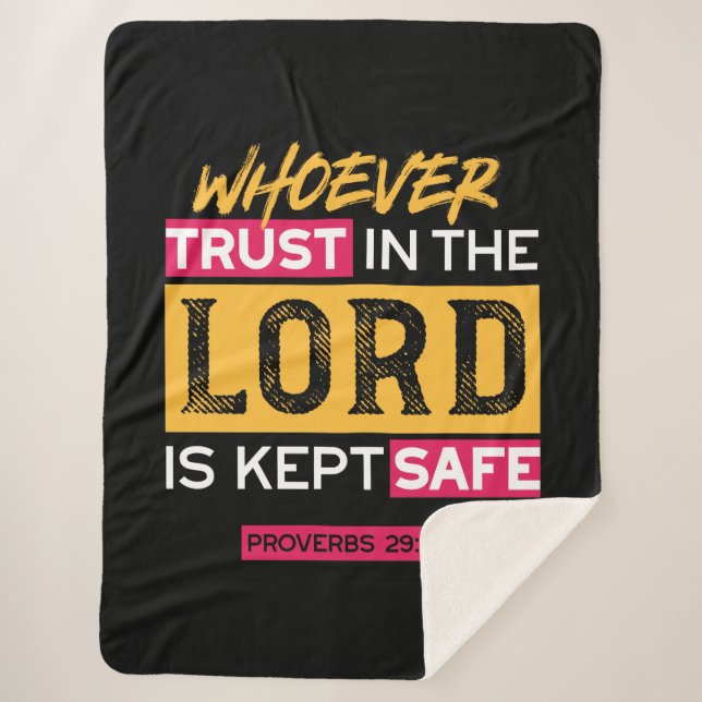 Couverture Sherpa Whoever Trusts in the Lord Is Kept Safe Quote (Devant)