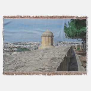 Couverture Tourelle de canon sur les murs de la vieille ville