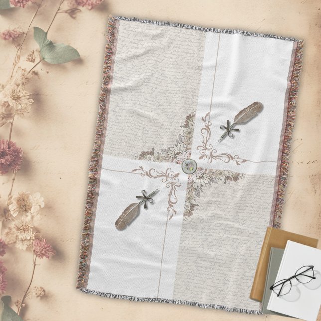 Couverture Vintage Floral Literary Manuscript Woven Fringe (Instantly add texture and cozy sophistication to your favorite reading space )
