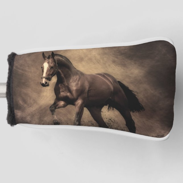 Couvre-club De Golf Beautiful horse throw pillow (Devant)