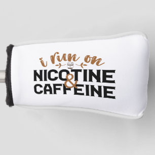 Couvre-club De Golf Je cours sur la nicotine et la caféine Drôle Addic