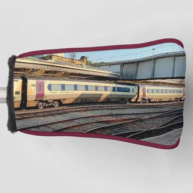 Couvre-club De Golf Train marron et beige (Devant)