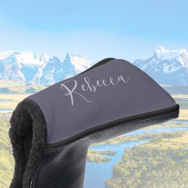 Couvre-club De Golf Votre nom | Élégant script de lavande sur le viole (Créateur téléchargé)