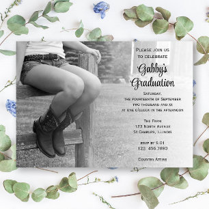 Cowgirl sur Fence Barn Party Graduation Invitation