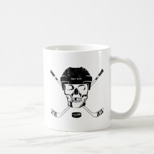 Crâne et bâtons de hockey Mug de café