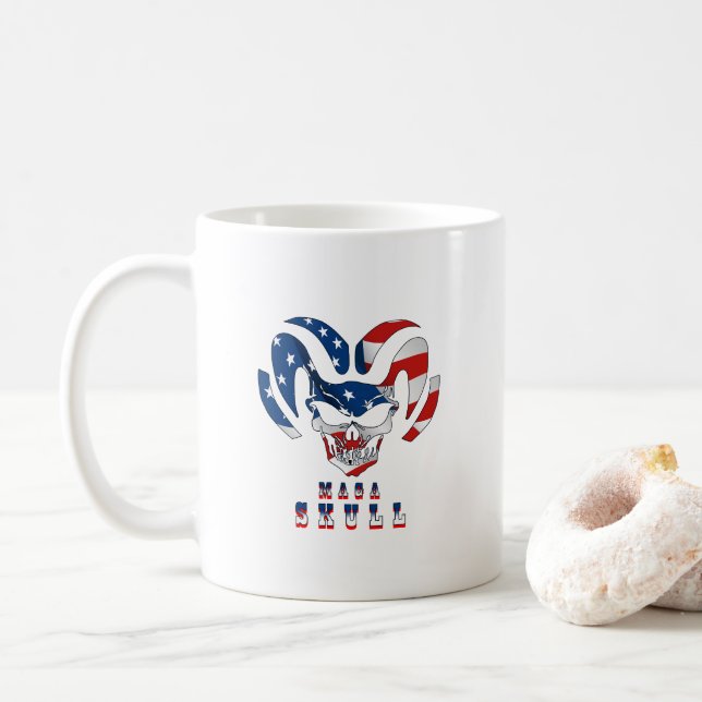 Crâne Ultra Maga | Mug classique #11 (Avec donut)
