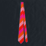 Cravate à rayures roses chaudes et orange brillant<br><div class="desc">Gras pop art Hot rose et rayures orange. L'image peut être redimensionnée ou pivotée. Correspond aux motifs Hot Pink et Orange Floral. Par celeste@khoncepts.com</div>