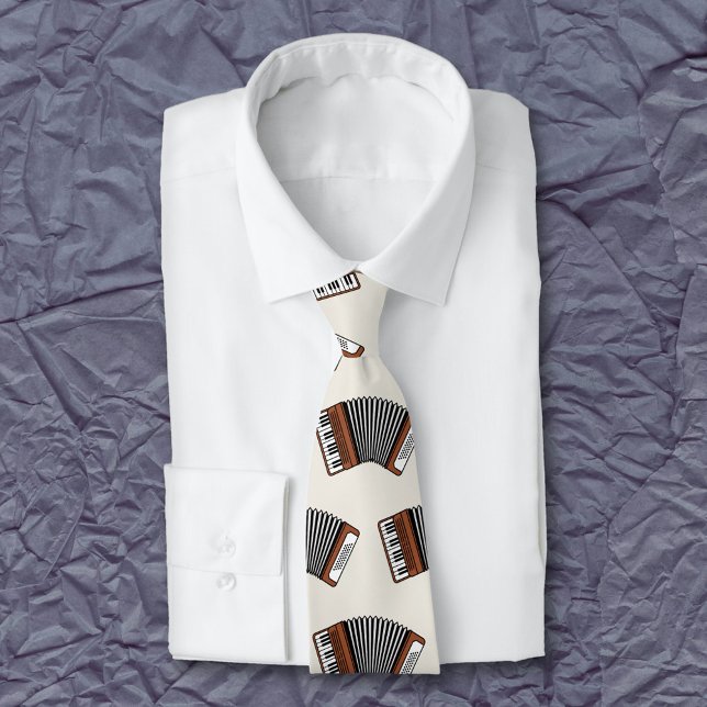 Cravate Accordéon (Accordion Neck Tie)