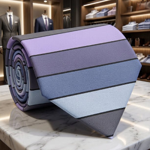 Cravate Bandes de couleur violette et grise sur papier aqu