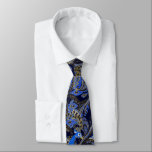 Cravate Black Navy et Gold Vintage Paisley Peacock<br><div class="desc">Marine Blue Black et or Mehndi Indian Paisley Vintage Peacock Wedding Party Cravate Pour les gars. Père de la mariée, Père de la chambre, Groomsman, Best Man et Groom. Mariage rose framboise Coral Orange et Jaune Retro Paisley. Cravates Mariages Paisley Inspiré vintage Mehndi Indian Paisley. Idéal également pour les thèmes...</div>