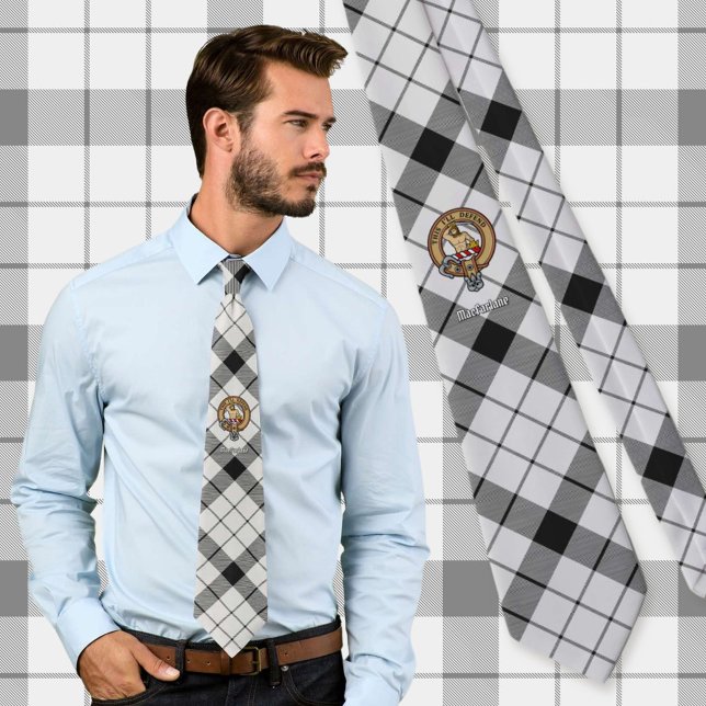 Cravate Blason du clan MacFarlane sur tartan noir et blanc (Créateur téléchargé)
