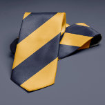 Cravate Bleu de l'or et de la marine<br><div class="desc">Elégantes rayures nautiques motif aux couleurs audacieuses et classiques,  parfaites pour un bureau ou une nuit en centre-ville.</div>