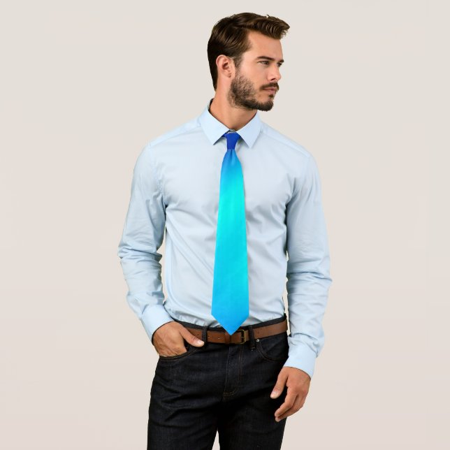 Cravate Bleu ombre lune Double bande (En situation)