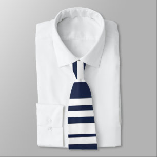 Cravate Bleu simple et moderne
