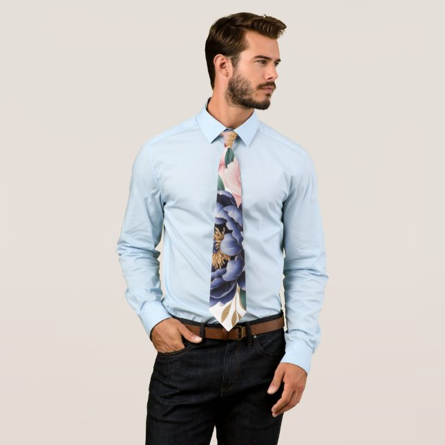 Cravate Blush et Navy Blue Peony Mariage masculin (En situation)