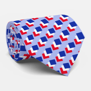Cravate Carrés bleus, rouges et blancs modernes sur fond b