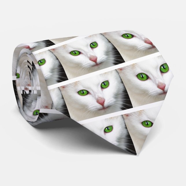 Cravate Chat blanc à l'oeil vert (Roulé)