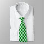 Cravate Chèques verts À damiers<br><div class="desc">Cravate moderne tendance à damiers en vert forestier et vert pastel clair chèques.</div>
