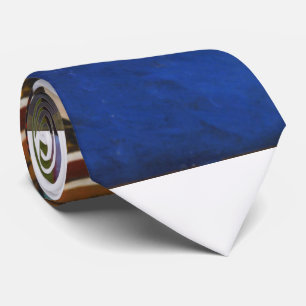 Cravate Cheval Pipe Fleur rouge par Joan Miro