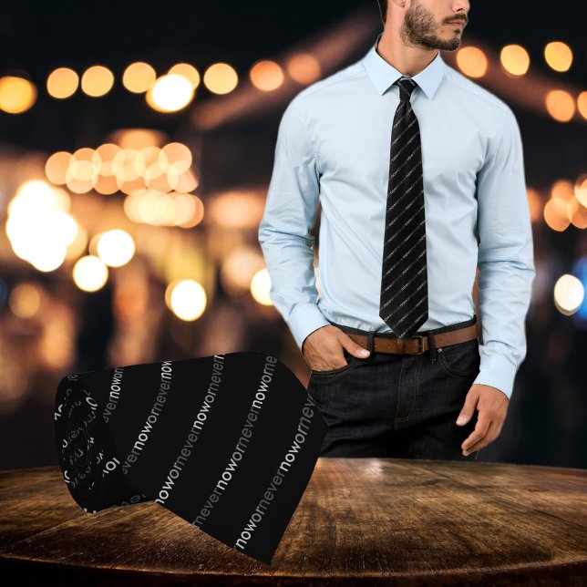 Cravate Citation minimaliste noire (Créateur téléchargé)