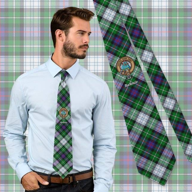 Cravate Clan MacKenzie Crest sur Tartan de robe (Créateur téléchargé)