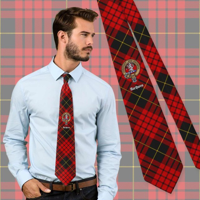Cravate Clan MacQueen Crest sur Tartan (Créateur téléchargé)