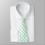 Cravate Classique Elégant Mint Pastel Stripes Couleur Soli<br><div class="desc">Elégante menthe verte pastel et cravate blanche rayée. Mince rayures à la menthe chic cravate homme design.</div>